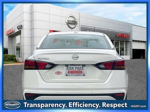 Certified 2025 Nissan Altima 2.5 S image 7