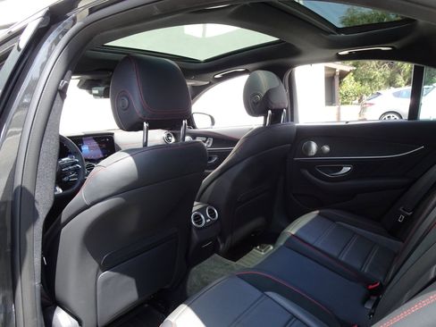 Used 2022 Mercedes-Benz E 53 AMG 4MATIC Sedan image 14
