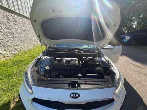 Used 2021 Kia Forte LXS FWD image 25