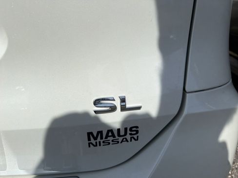 Used 2019 Nissan Rogue SL FWD image 19