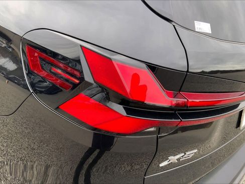 New 2026 BMW X5 xDrive40i w/ Climate Comfort Package image 14