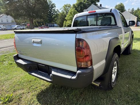 Used 2013 Toyota Tacoma 4x4 Regular Cab image 5