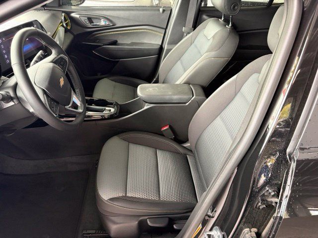 Used 2026 Chevrolet Trax LT w/ Driver Confidence Package FWD image 9