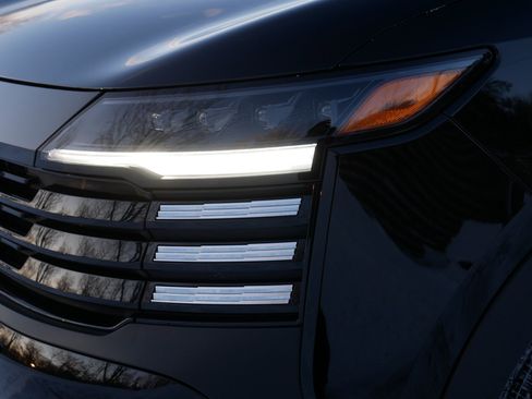 Certified 2025 Nissan Kicks SV w/ SV Premium Package image 16