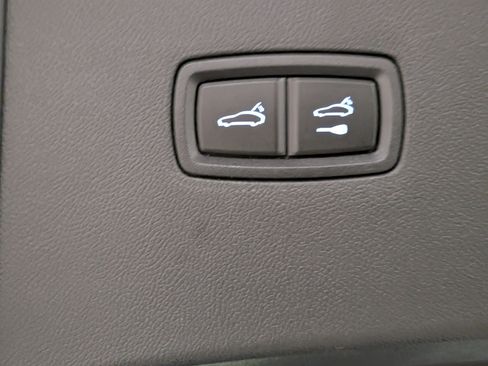 Certified 2025 Porsche Cayenne Turbo GT AWD/4WD image 26