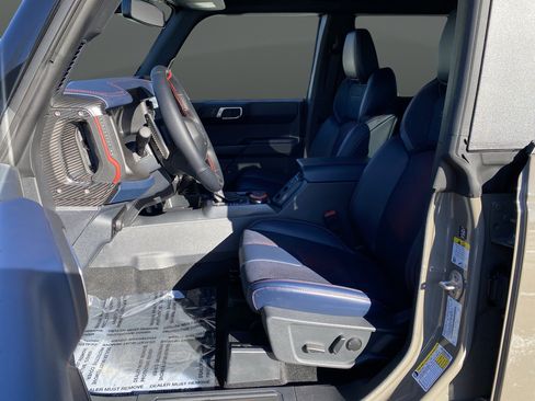 New 2025 Ford Bronco Raptor AWD/4WD image 4