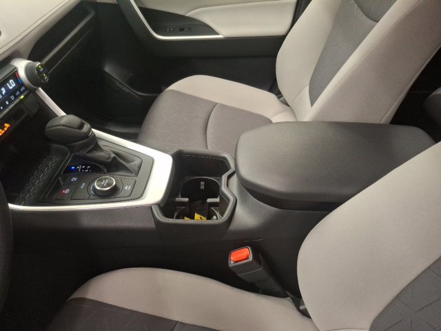 Used 2023 Toyota RAV4 XLE AWD/4WD image 31