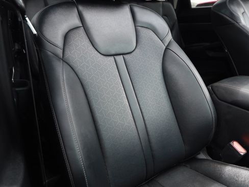 Used 2023 Kia Sorento S w/ Panoramic Sunroof Package FWD image 31