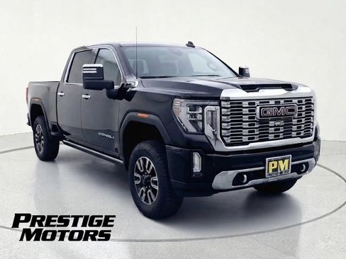 Used 2024 GMC Sierra 2500 Denali Ultimate AWD/4WD image 1