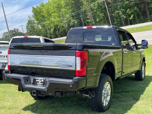 Used 2019 Ford F250 Platinum AWD/4WD image 3
