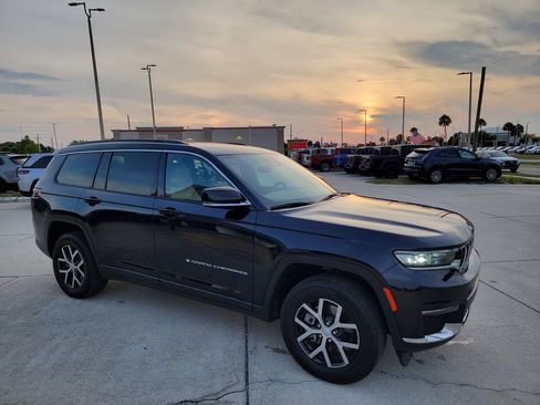 Used 2024 Jeep Grand Cherokee L Limited RWD image 6
