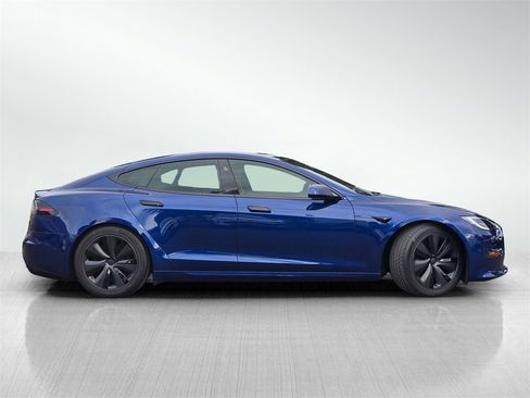 Used 2022 Tesla Model S image 3