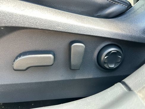 Used 2024 Subaru Outback Limited AWD/4WD image 16