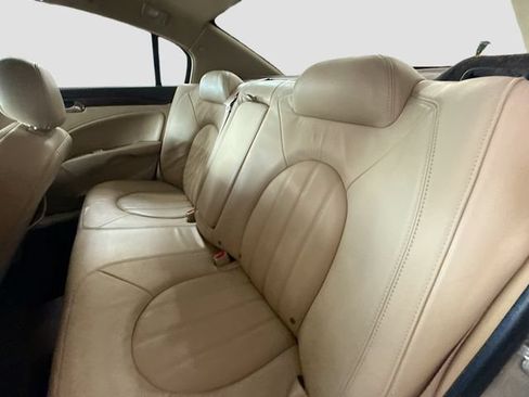 Used 2007 Buick Lucerne CXL w/ Driver Confidence Package FWD image 21