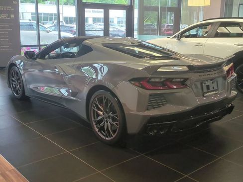 Used 2024 Chevrolet Corvette Stingray Premium Cpe w/ Z51 Performance Package RWD image 5