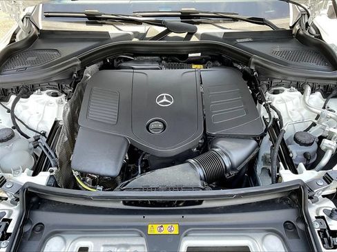 Used 2026 Mercedes-Benz GLC 300 4MATIC image 32