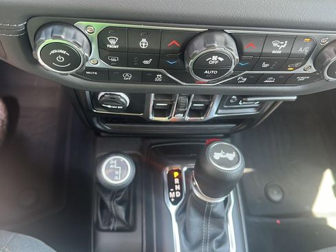 New 2025 Jeep Wrangler Unlimited Sahara w/ Safety Group image 17