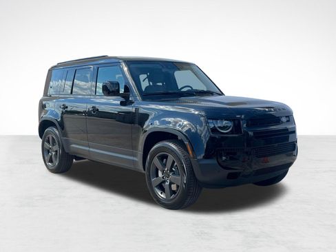 Used 2026 Land Rover Defender 110 S AWD/4WD image 7