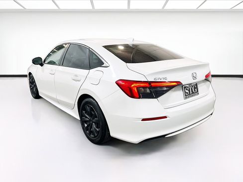 Used 2024 Honda Civic LX image 4