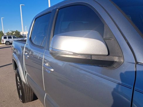 Used 2022 Toyota Tacoma SR5 image 12
