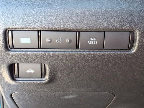 Certified 2024 Nissan Sentra SV image 14