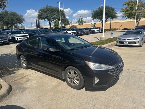 Used 2019 Hyundai Elantra Value Edition FWD image 3