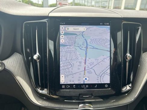 Certified 2025 Volvo XC60 B5 Plus AWD/4WD image 21