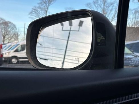 Used 2019 Subaru Crosstrek 2.0i Premium w/ Eyesight System image 33