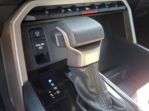 Used 2023 Toyota Tundra SR5 w/ SR5 Convenience Package AWD/4WD image 15