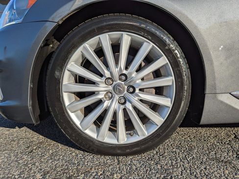 Used 2013 Lexus LS 460 AWD w/ Comfort Pkg image 48