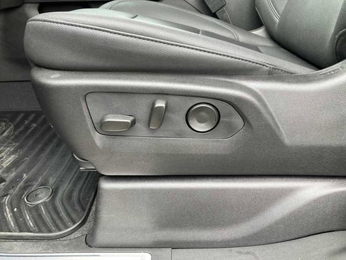 Used 2024 Chevrolet Silverado 2500 LTZ w/ LTZ Plus Package image 20