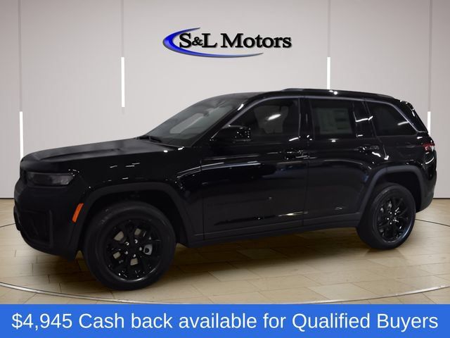 New 2026 Jeep Grand Cherokee Altitude AWD/4WD image 4