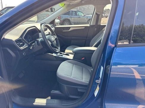 Used 2022 Ford Escape SE w/ Cold Weather Package AWD/4WD image 19