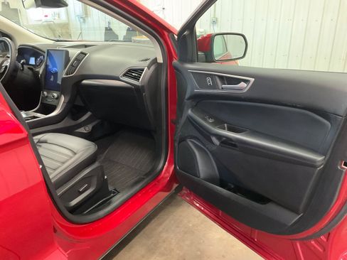 Used 2024 Ford Edge SEL w/ Convenience Package AWD/4WD image 28