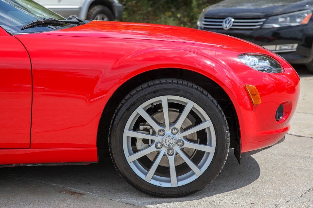 Used 2007 MAZDA MX-5 Miata Grand Touring w/ Premium Pkg RWD image 24