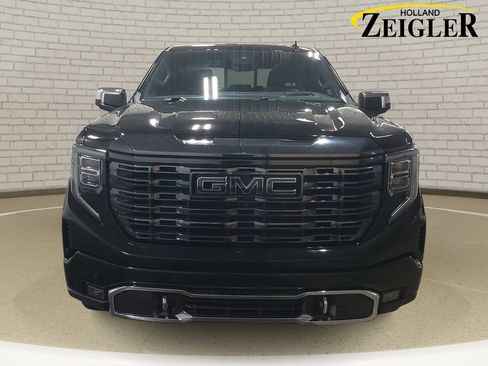 Used 2023 GMC Sierra 1500 Denali Ultimate image 2