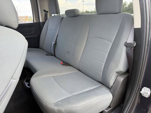 Used 2018 RAM 1500 Express w/ Express Value Package RWD image 17