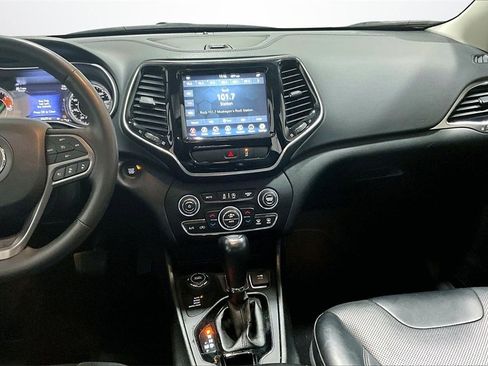 Used 2022 Jeep Cherokee Limited image 9