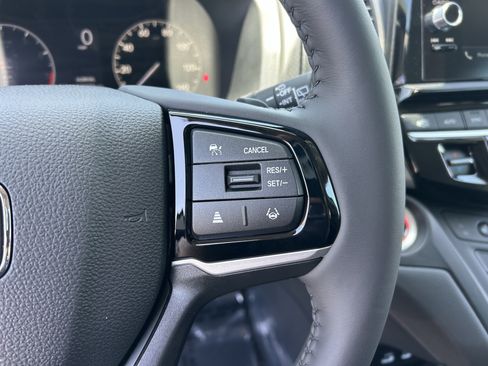 Used 2026 Honda Odyssey EX-L image 27