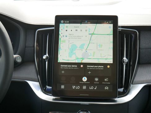 New 2026 Volvo XC90 T8 Ultra AWD/4WD image 8