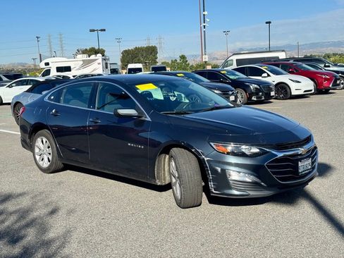 Used 2020 Chevrolet Malibu LT FWD image 3