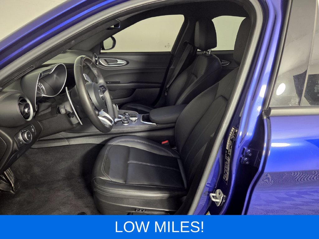 Used 2022 Alfa Romeo Giulia Sprint RWD image 8