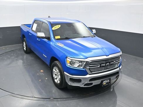 Used 2024 RAM 1500 Laramie AWD/4WD image 1