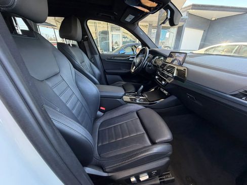 Used 2018 BMW X3 M40i image 22