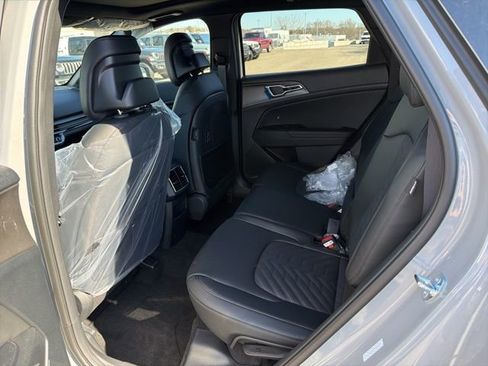 New 2026 Kia Sportage X-Line w/ X-Line Technology Package AWD/4WD image 11