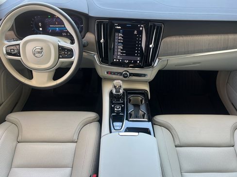 Used 2024 Volvo S90 T8 Ultimate image 14