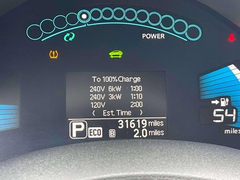 Used 2016 Nissan Leaf SV w/ Premium Package FWD image 24