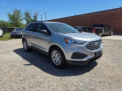 Used 2022 Ford Edge SE AWD/4WD image 7