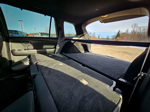 Used 2022 Honda Passport TrailSport image 37