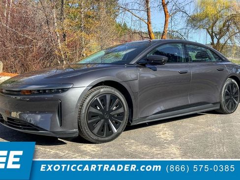 Used 2025 Lucid Air Grand Touring image 1